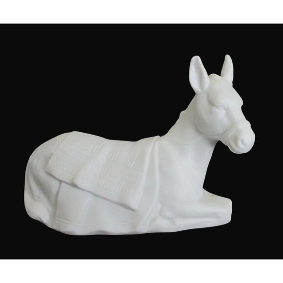 Avon Nativity Collectibles The Donkey Figurine  - Vintage 1984 White Porcelain - Picture 2 of 9